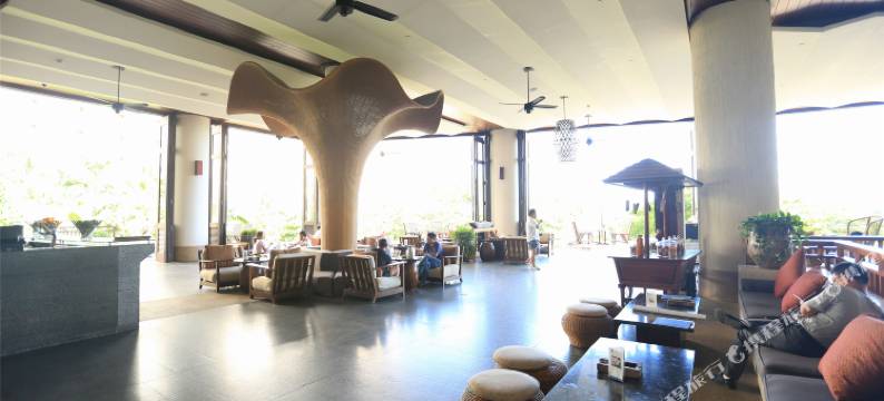 三亚石里民宿(三亚湾椰梦长廊店)图片