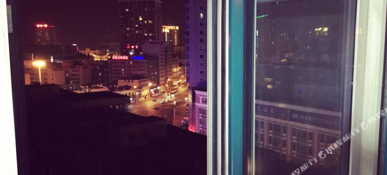 街角青年旅舍(哈尔滨中央大街店)图片