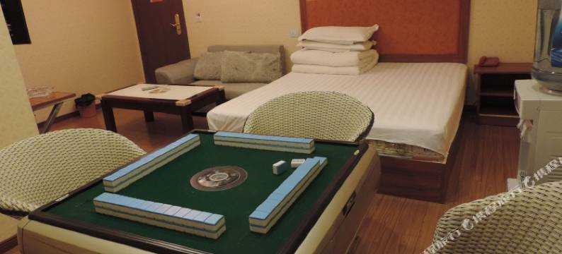 天一宾馆(宜宾大观楼冠英古街店)图片