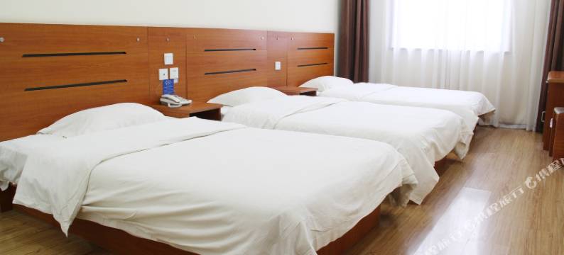 天津军航快捷酒店(西北角特色街区西站地铁站店)图片