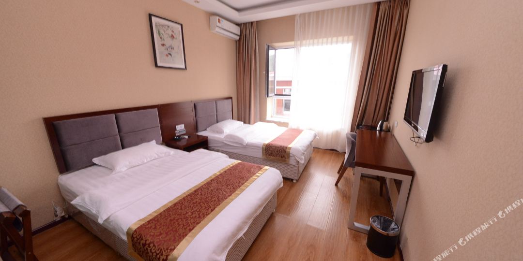 五常市凤凰山凤仙源宾馆