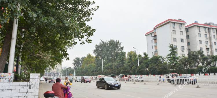 OYO平顶山新金源宾馆图片