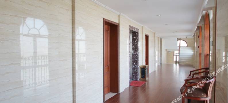 上海九宇旅馆图片