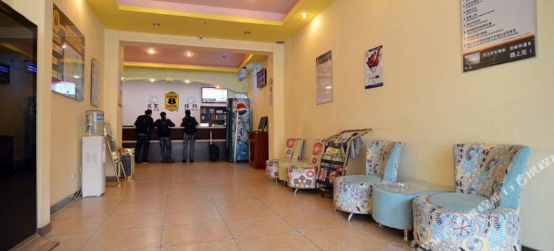 速8酒店(海阳金海螺广场店)图片