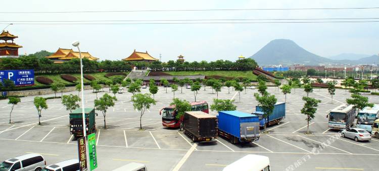 半夏客栈(横店明清西路店)图片