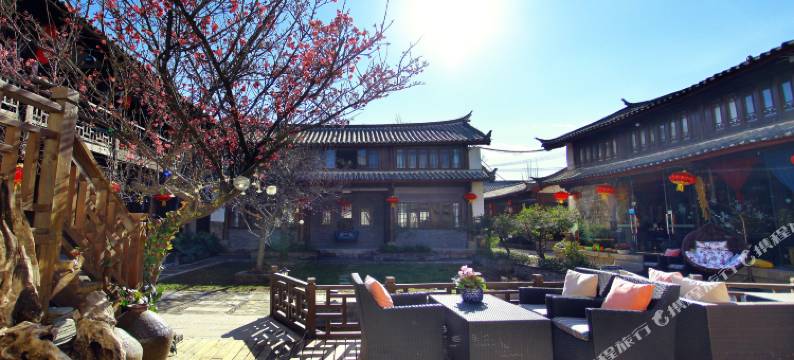 丽江镜花缘客栈图片