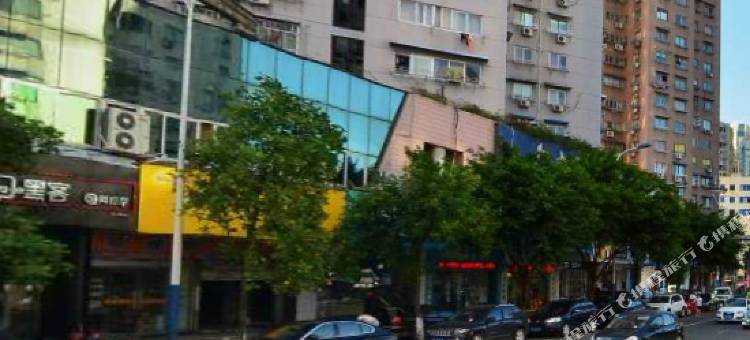 易佰酒店(温州医科大学飞霞南路店)图片