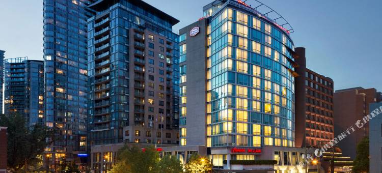 温哥华市区希尔顿欢朋套房酒店(Hampton Inn & Suites, by Hilton - Vancouver Downtown)图片