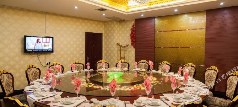 四季鹏辉酒店(汉中高铁站店)图片