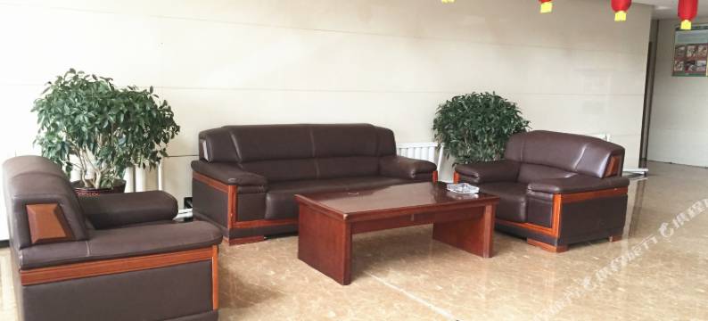 四子王旗浩翔贵宾酒店图片