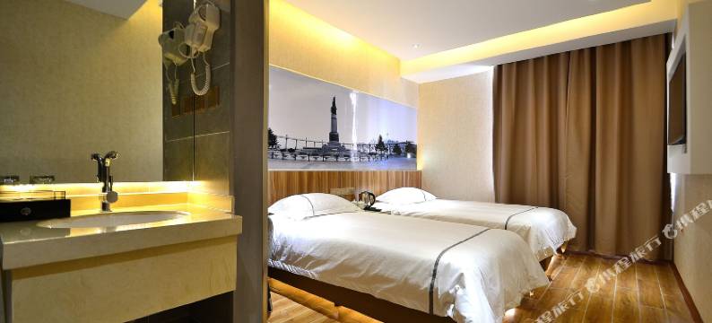 恒河春天假日酒店(中华巴洛克老道外文化区靖宇公园地铁站店)图片