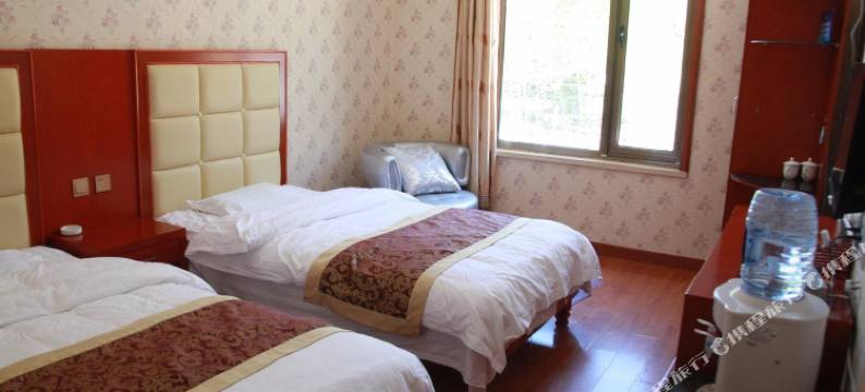 雾灵山龙脉风情度假村图片