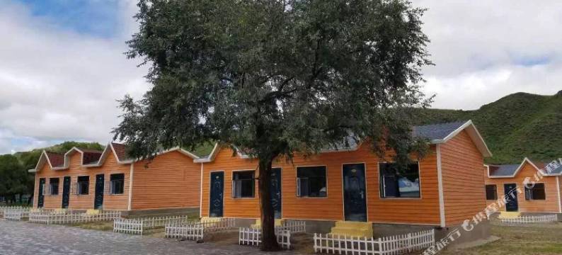 多伦塞纳湾小镇篝火酒店图片