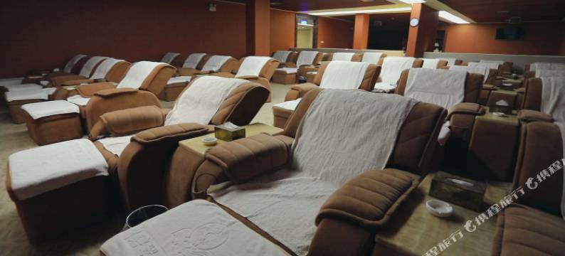 阜阳火车站欢乐城酒店图片