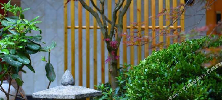 凯俪·在彝美居酒店(楚雄彝人古镇毕摩广场店)图片