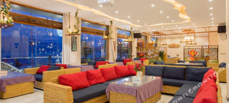 泸沽湖悦湖精品酒店图片