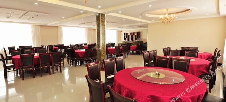 扎兰屯柴河月牙楼宾馆(月亮小镇店)图片