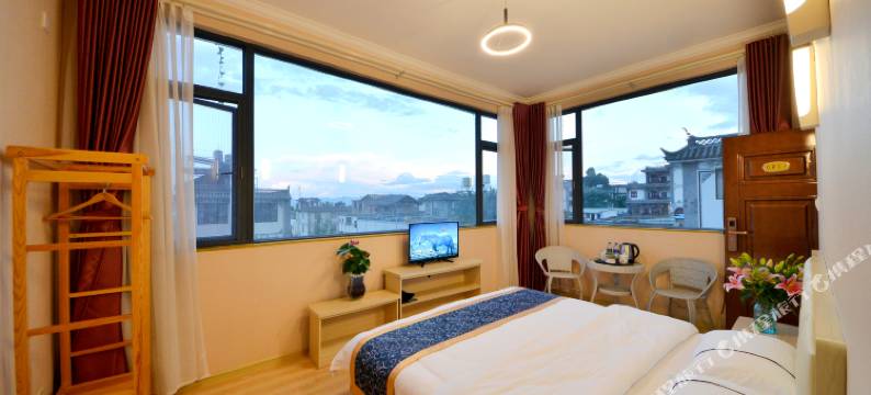 大理苍逸居客栈图片