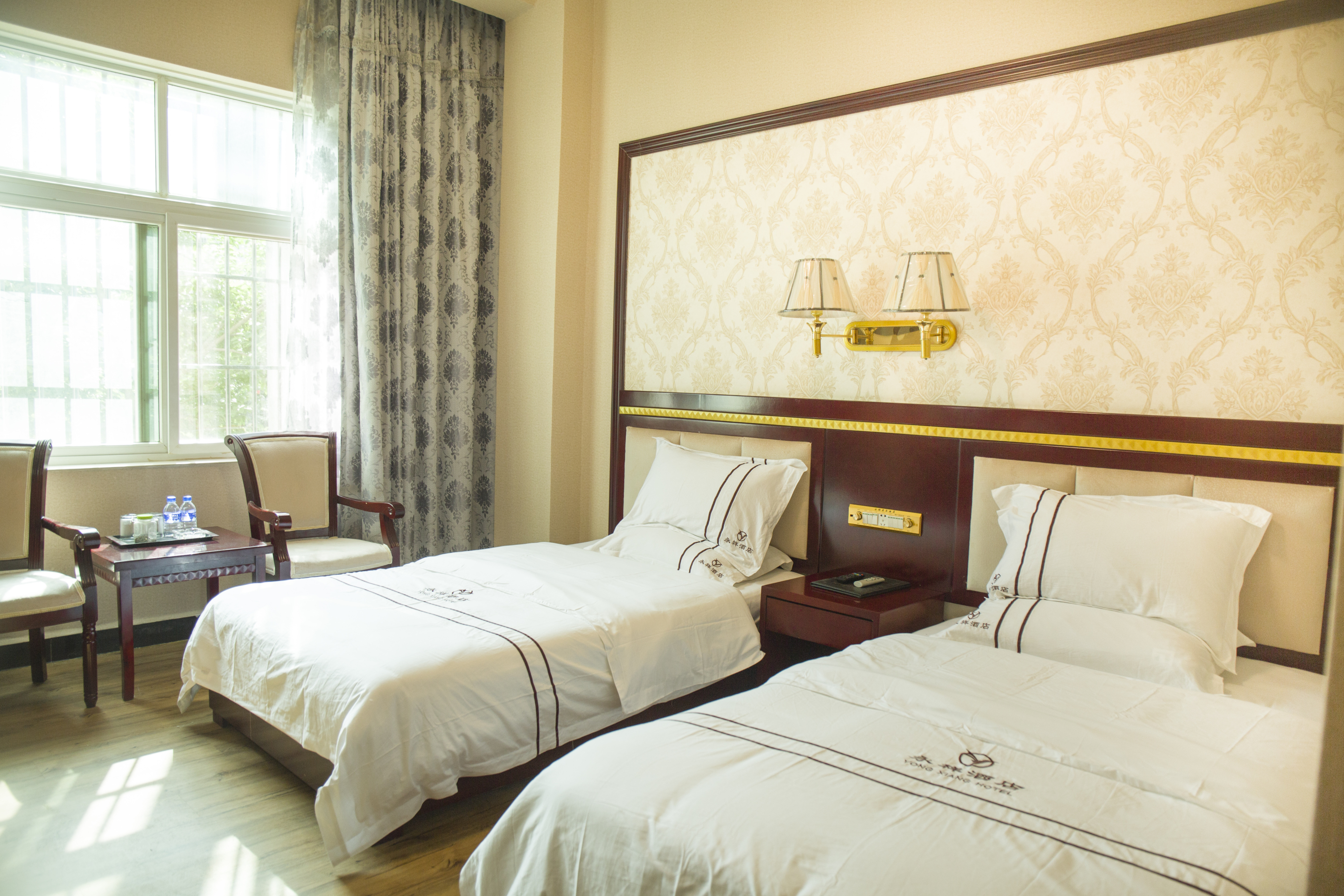 Zhenkang Yongxiang Hotel Over view