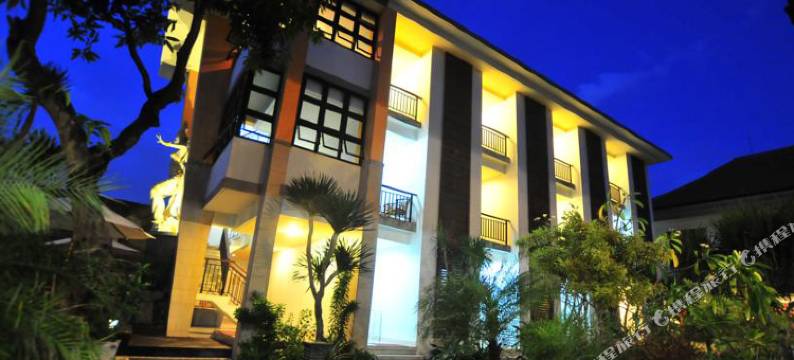 雷吉安桑达玛斯酒店(Sandat Hotel Legian)图片