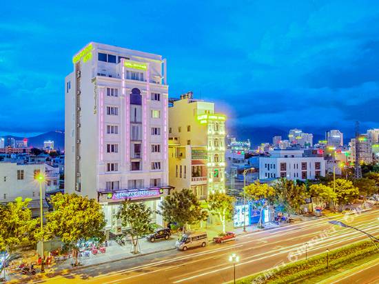 里賈納精品酒店