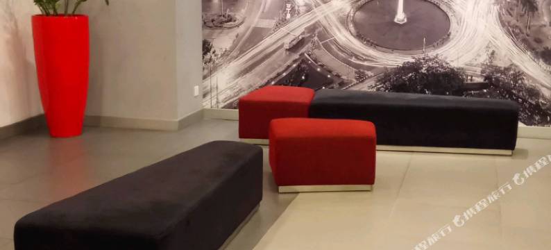 巴刹巴鲁莫诺洛酒店(Monoloog Hotel Pasar Baru)图片