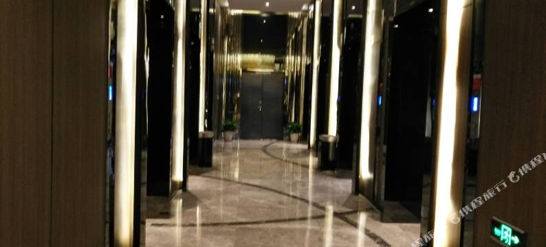 森源公寓(苏州金鸡湖国际博览中心摩天轮公园店)图片