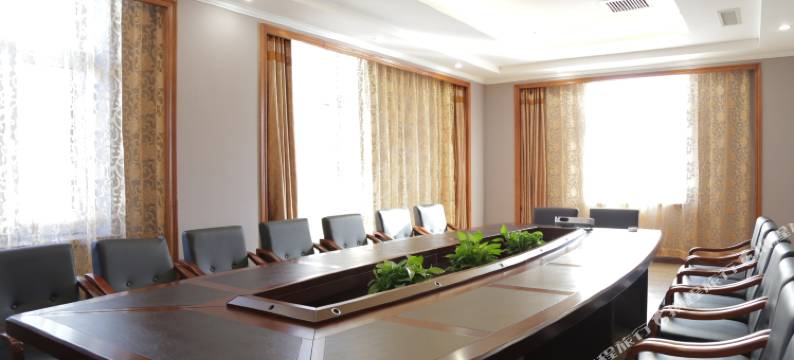 北安庆华圣乔商务大酒店图片