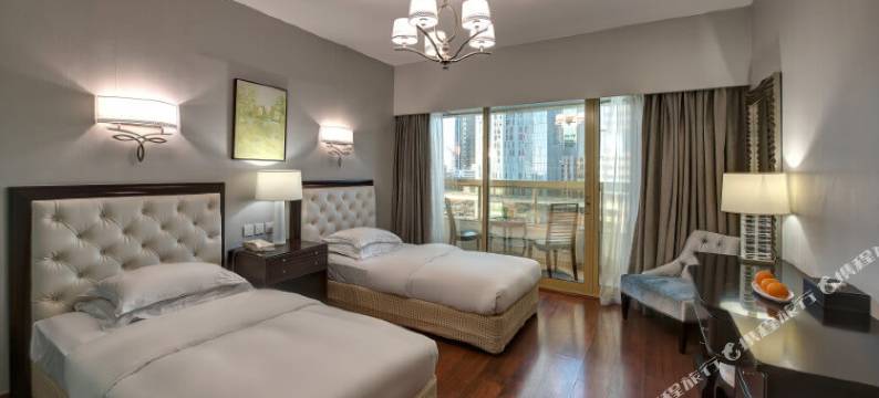 第一城堡套房酒店(Number One Tower Suites)图片