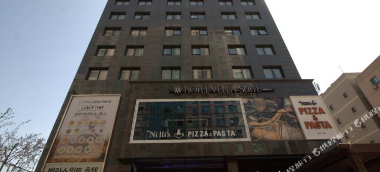 维拉套房酒店(Vella Suite Hotel)图片