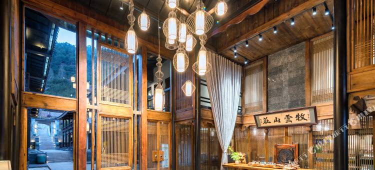 泸沽湖牧云山庄(里格店)图片