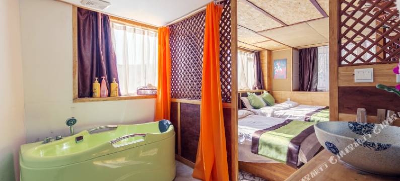 丽江山下的院子客栈图片