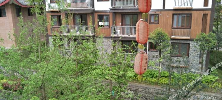 峨眉山涵香山居客栈图片