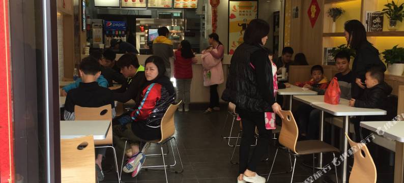 港联酒店(惠东双月湾情人堤店)图片