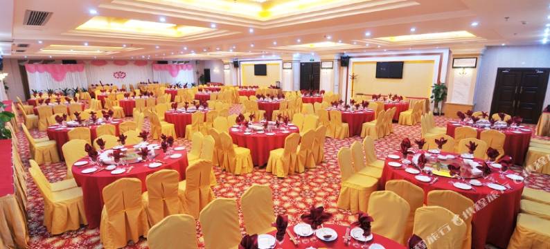 平南雄森国际酒店(贵港平南汽车总站中心广场店)图片