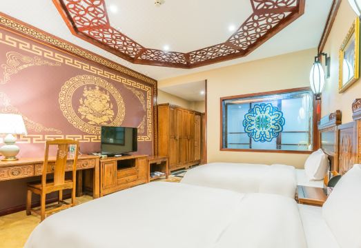 Flying Charm Grand Hotel Hotel Overview