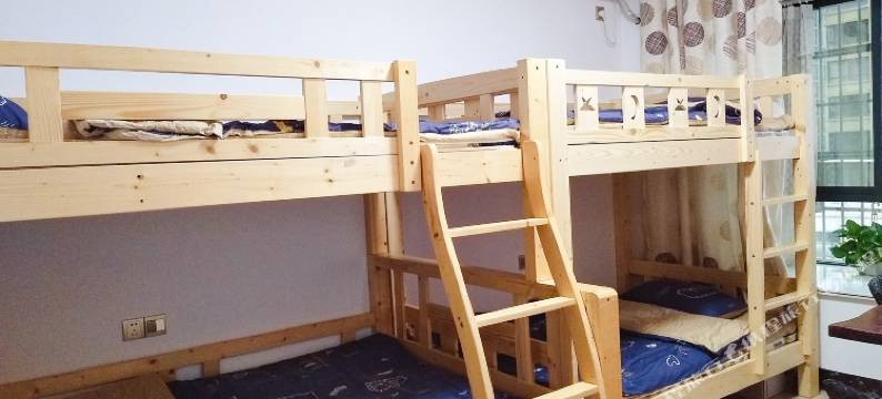 七月青年旅社(柳州万达科大店)图片