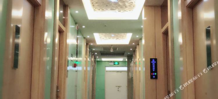 巴里岛假日酒店(大通店)图片