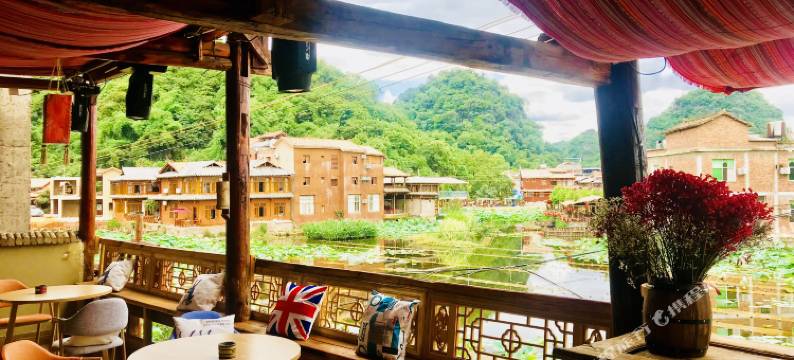 丘北云行雨施客栈图片