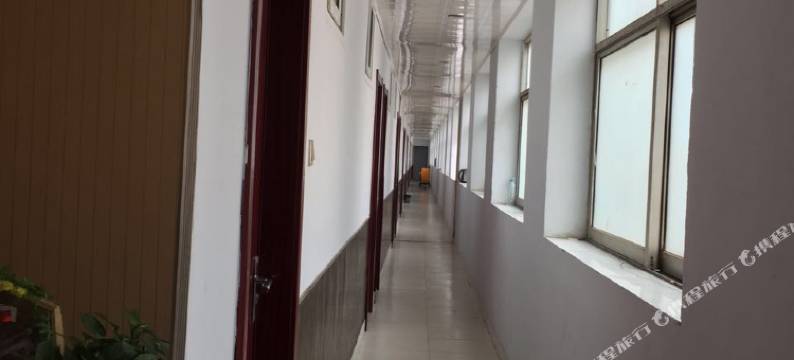 阳光快捷宾馆(商丘站店)图片