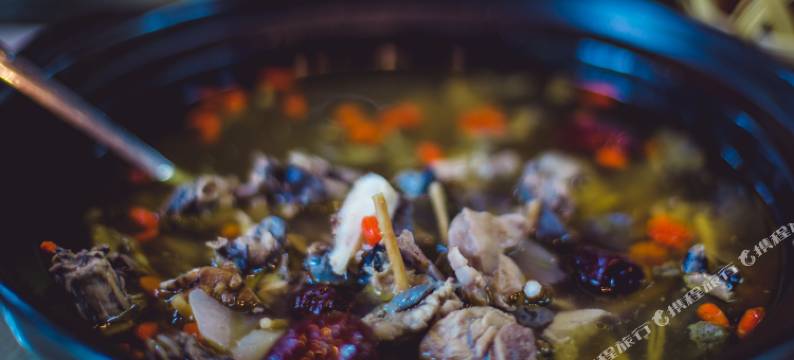 石林石泉村木屋酒店图片