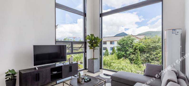 鹿十二 · DreamHome|设计师轻奢度假观景美宿(丽江古城南门店)图片