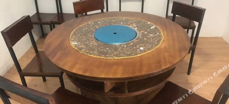 丹巴甲居金花驿站图片