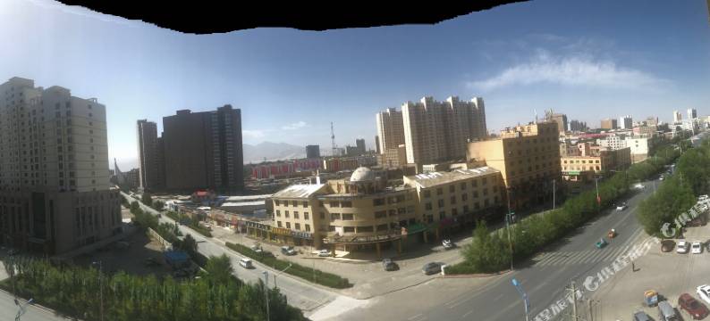 玉湖大厦(格尔木八一路地下商业街昆仑公园店)图片