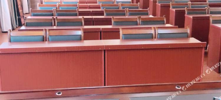 凤庆华源花园酒店(凤庆客运站店)图片