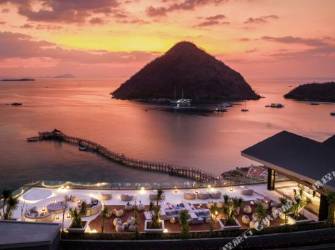 Promo [75% Off] La Cecile Hotel Caf Komodo Indonesia | Hotel Z Promo Code