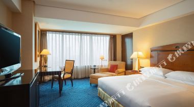 高尔夫套票!天津万丽泰达酒店1-3晚+2大1小早