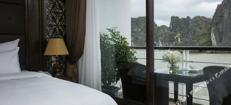 蒙彻利船屋(Mon Cheri Cruises)图片