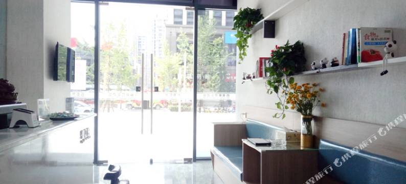 成都寓见家酒店图片