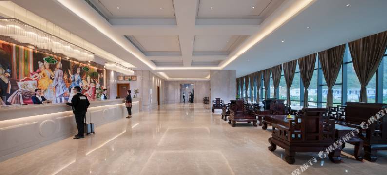 维也纳国际酒店(凭祥市政府广场店)图片